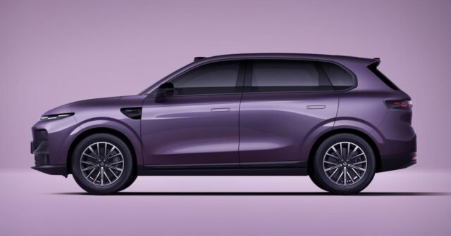 Volkswagen Golf-sized Leapmotor B05 EV hatch set for Munich reveal