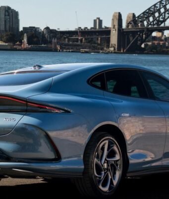 2025 MG IM5 price and specs