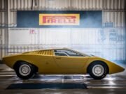 1990 Lamborghini Countach review
