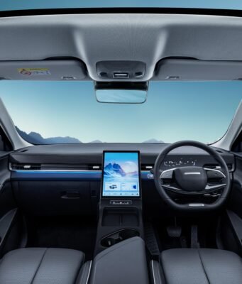 2026 Jaecoo J5 small SUV will bring three powertrain options to Australia