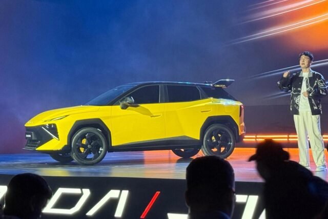 Omoda O4 Ultra is a hot hybrid statement from Wuhu