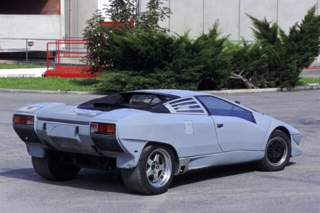 Lamborghini celebrates 35 years of the Diablo supercar