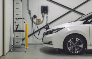 Australian Government wants EV, PHEV owners to start sending power to the grid