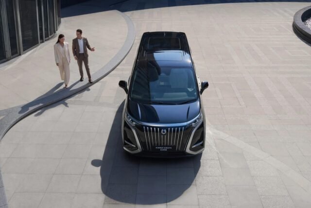 Luxury people mover segment heating up as another Chinese EV firms for Australia