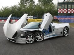 Covini C6W Six-Wheeled Supercar with a Double Front Axle