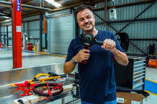 Gone in 20 seconds: The $200 Toyota steering wheel lock fails the grinder test