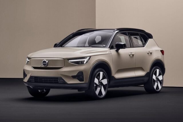 Volvo slashes pricing of EX30 and EX40 electric SUVs
