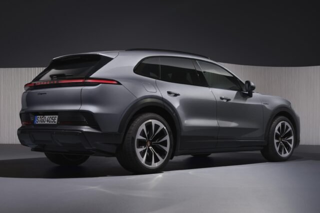 Porsche's largest SUV yet to offer petrol, PHEV, electric options – report