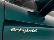 Porsche: PHEV owners are “driving mostly electric”, but no word on plug-in 911