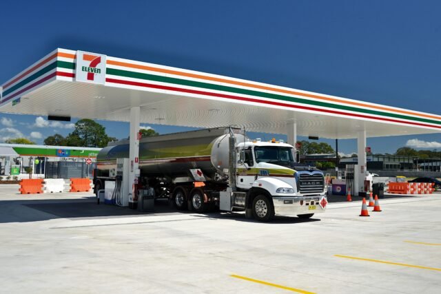 Consumer watchdog issues a 'please explain' to Australian fuel retailers increasing prices