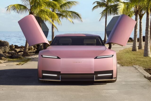 It's official now: Jaguar Land Rover confirms design boss is leaving